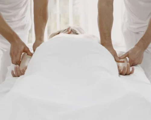 Massage 4 mains